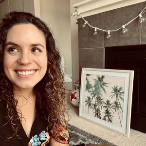 Meet your Posher, Carla